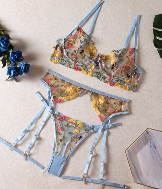 Eva™ - 3-Piece Lingerie Set