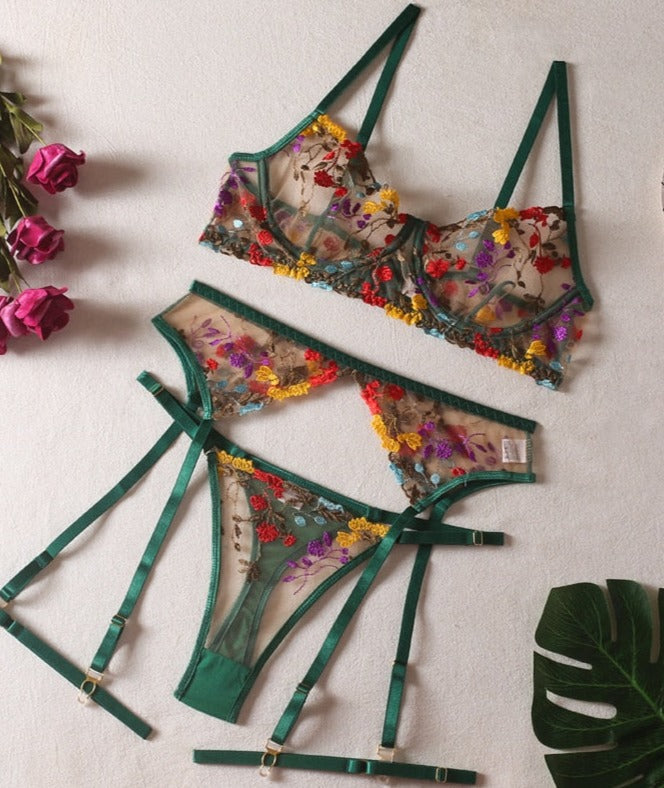 Eva™ - 3-Piece Lingerie Set